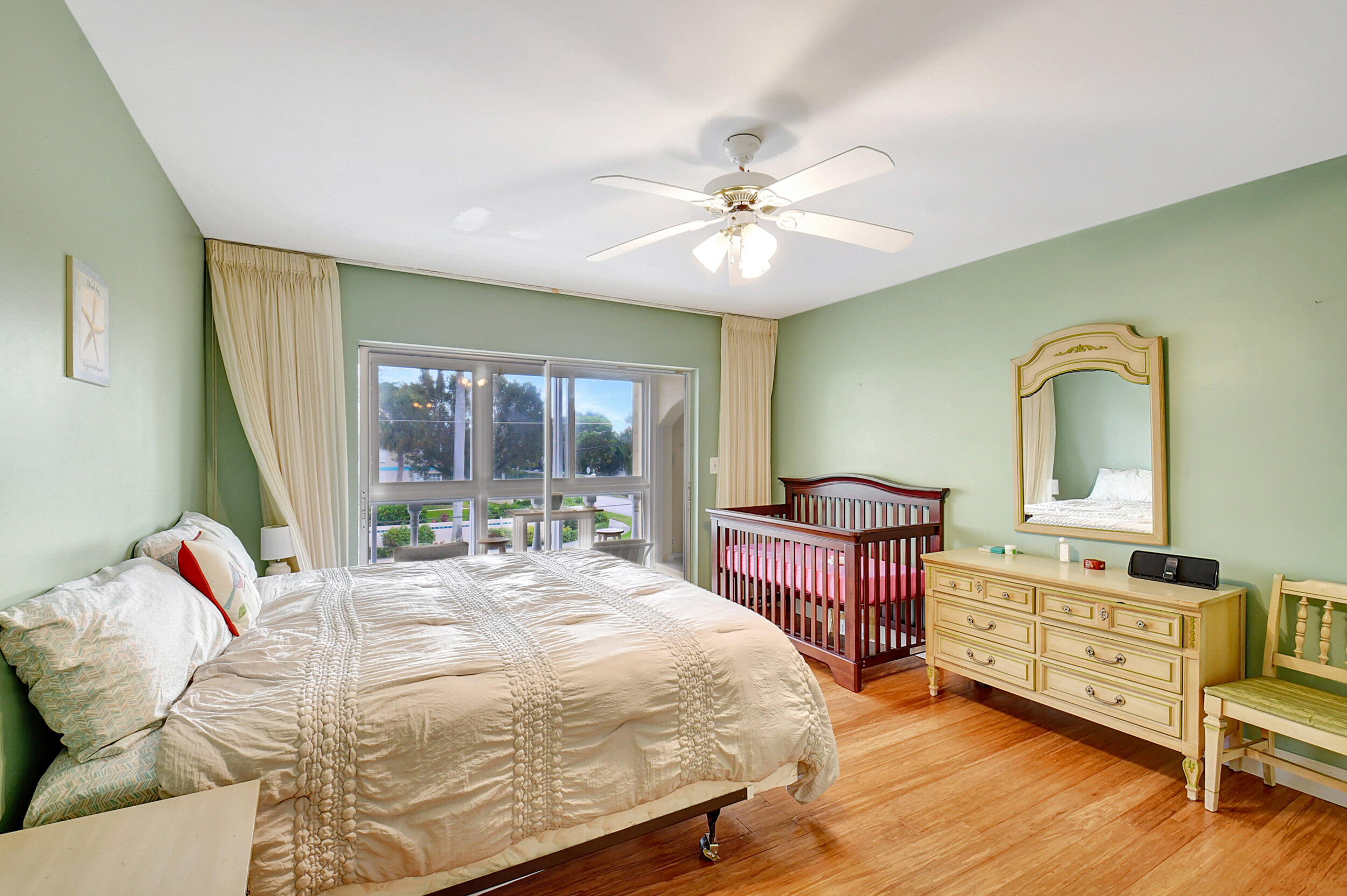 80 Venetian Drive 201s