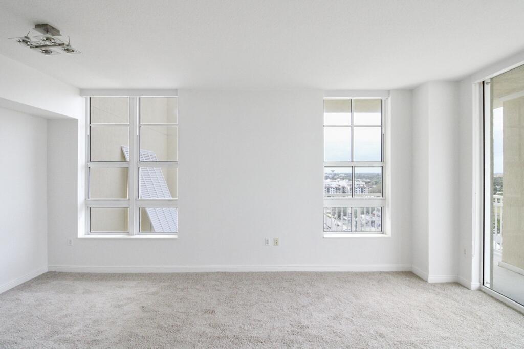 450 N Federal Highway 1204