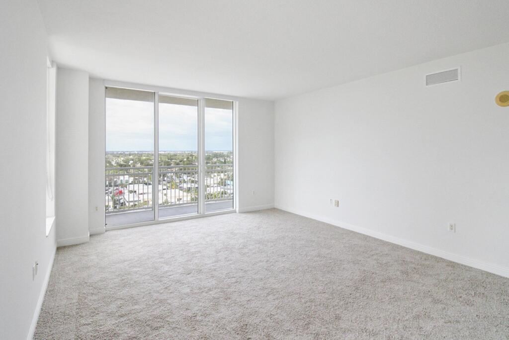 450 N Federal Highway 1204