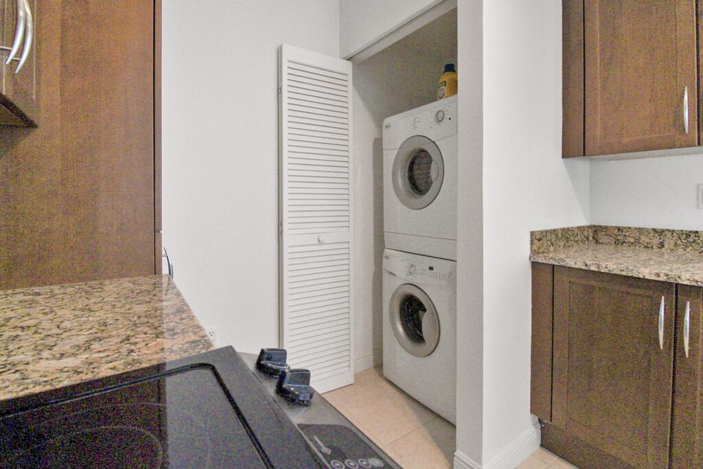 450 N Federal Highway 1204