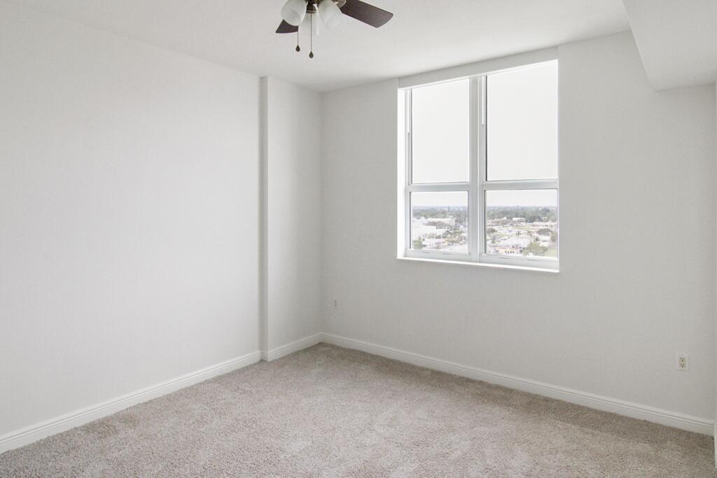 450 N Federal Highway 1204