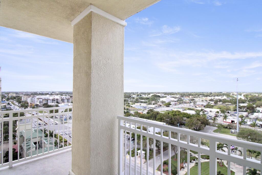 450 N Federal Highway 1204