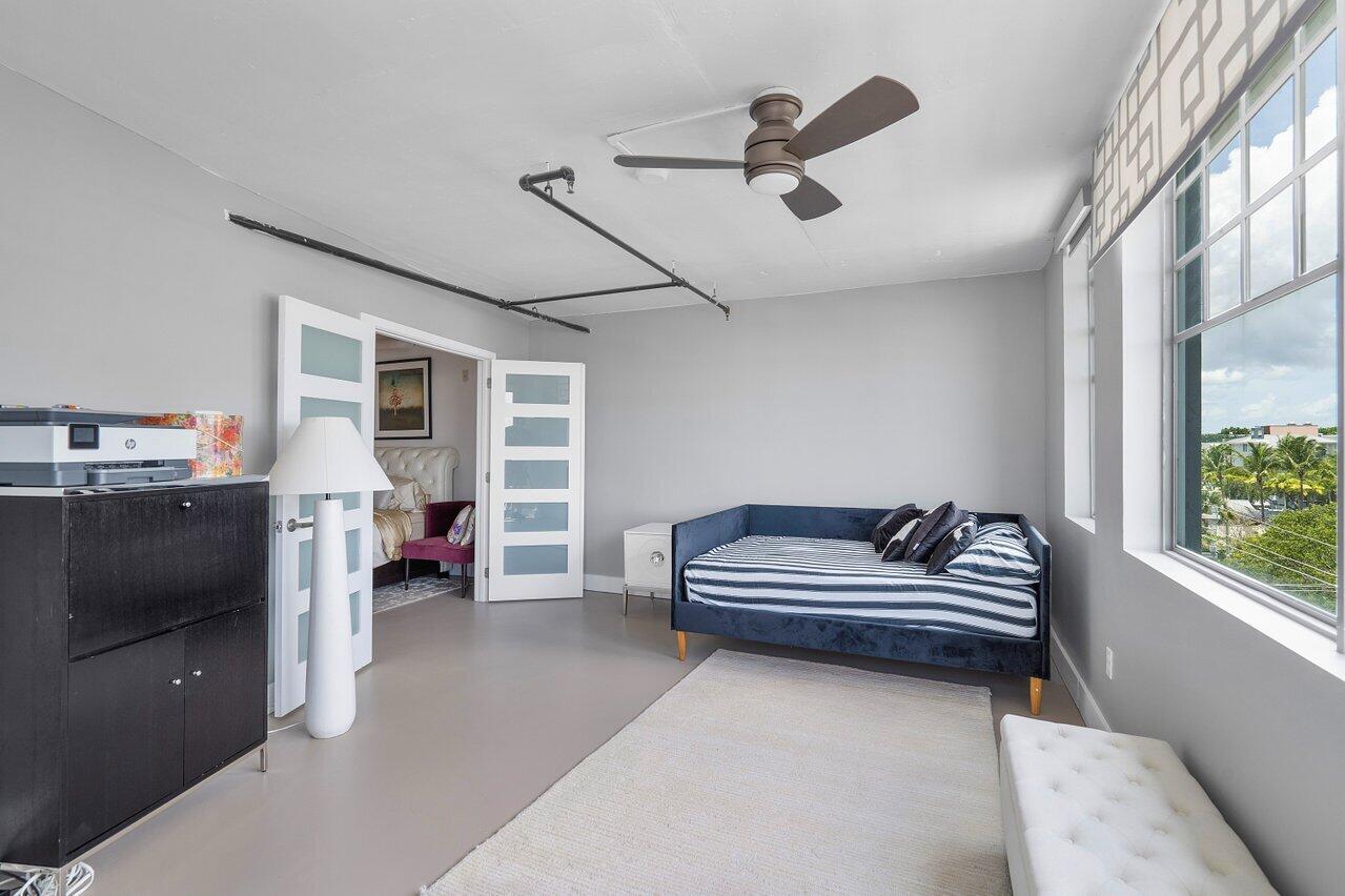 185 NE 4th Avenue 302