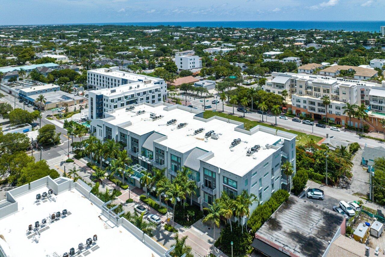 185 NE 4th Avenue 302