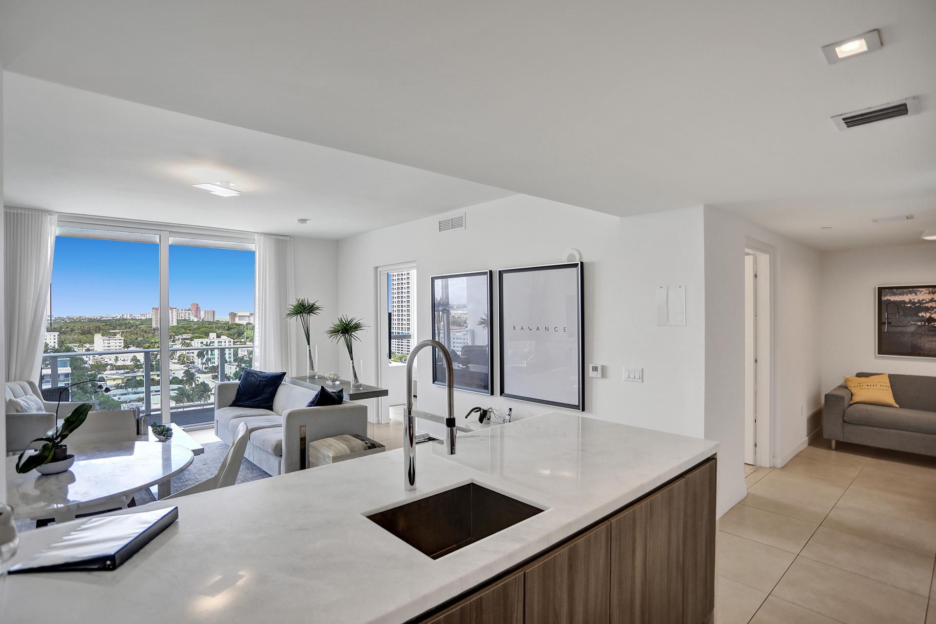 401 N Birch Road 1212