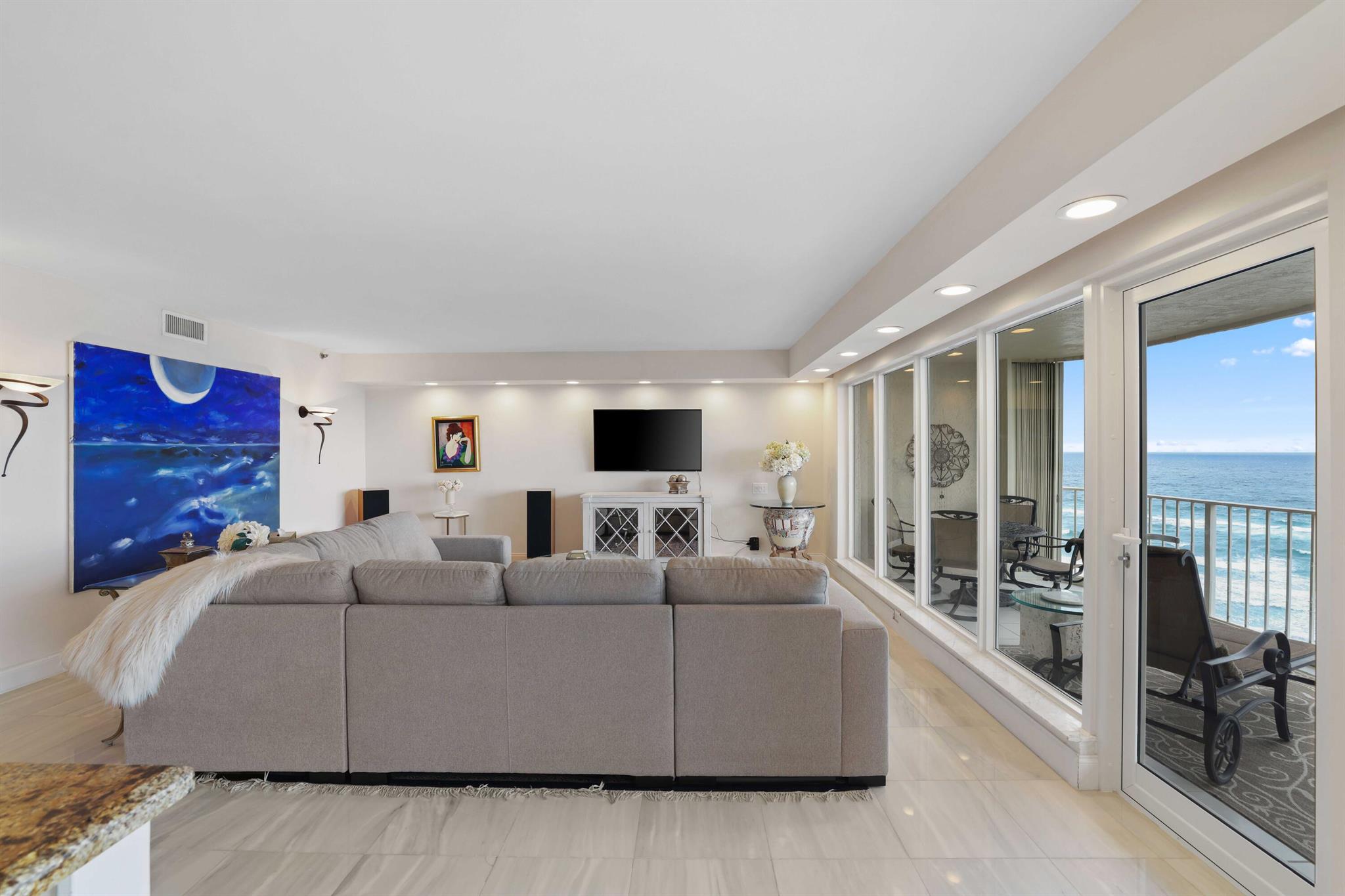 4301 N Ocean Boulevard 1403