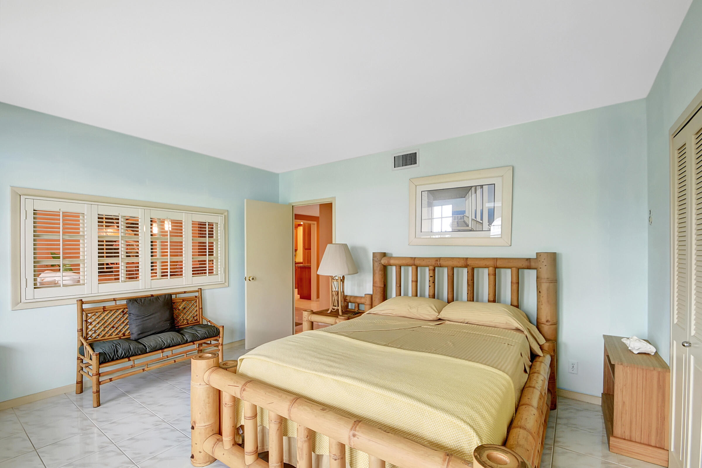 3475 S Ocean Boulevard 2140