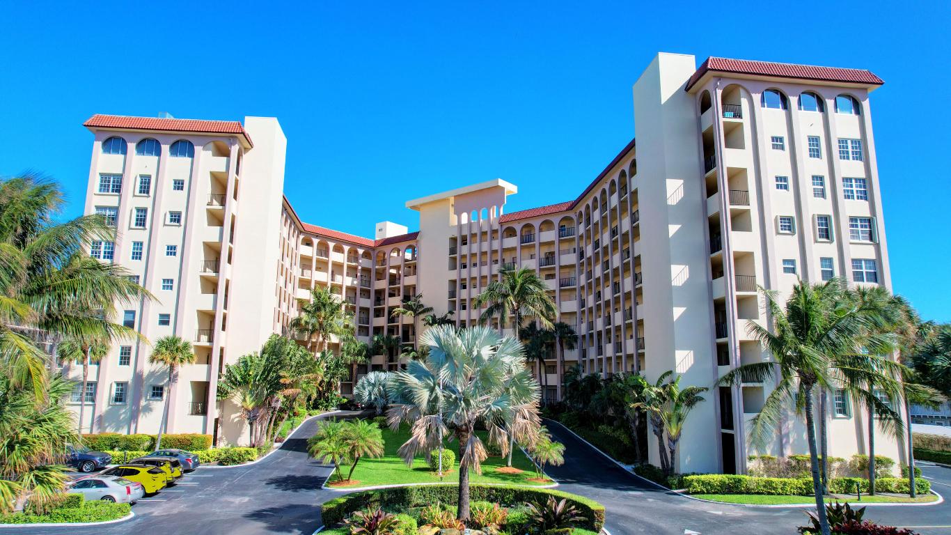 3475 S Ocean Boulevard 2140