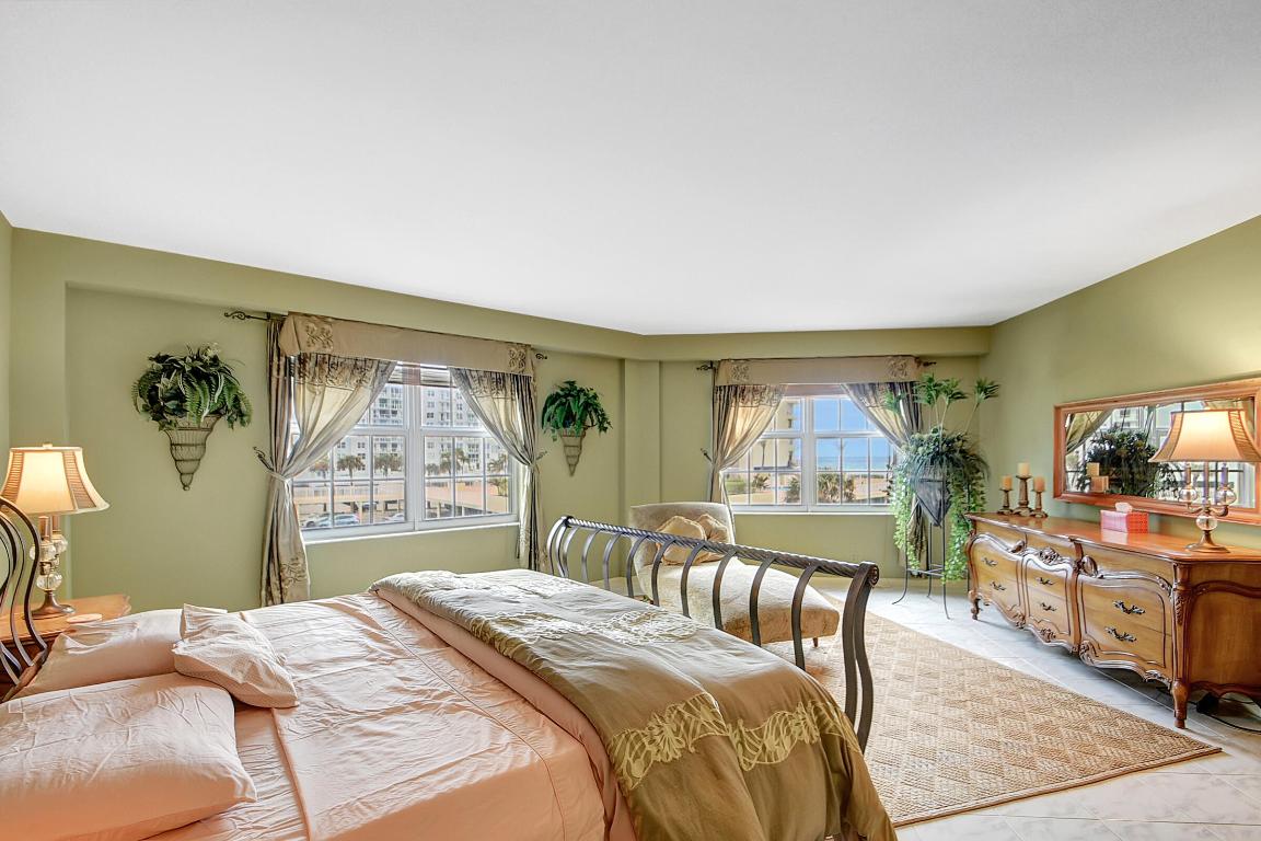 3475 S Ocean Boulevard 2140