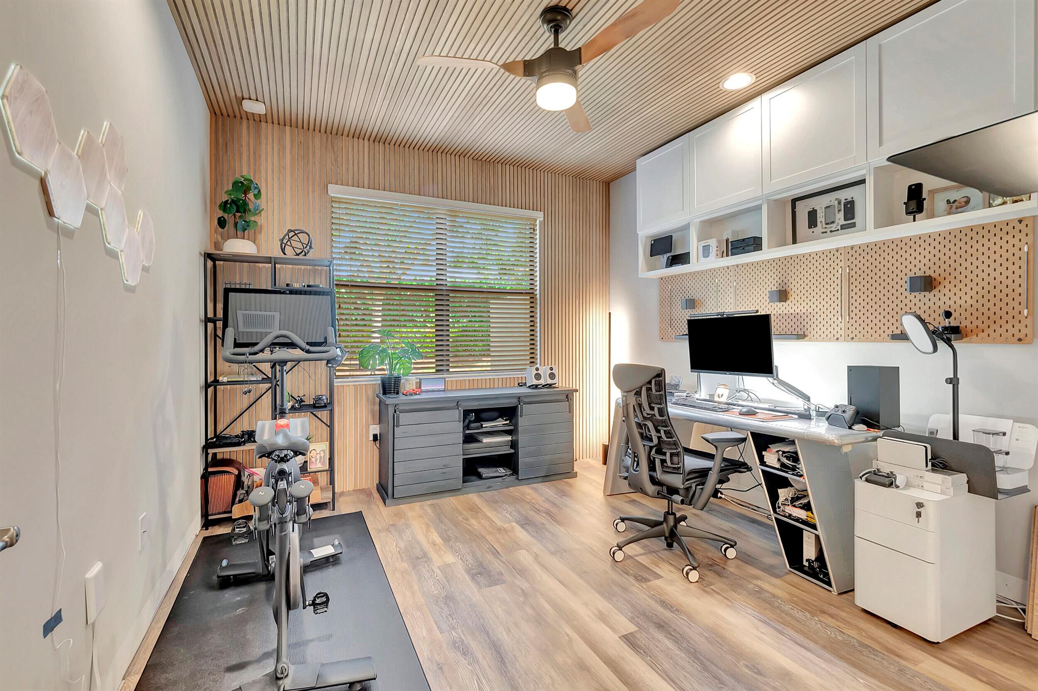 14718 Smokey Citrine Street