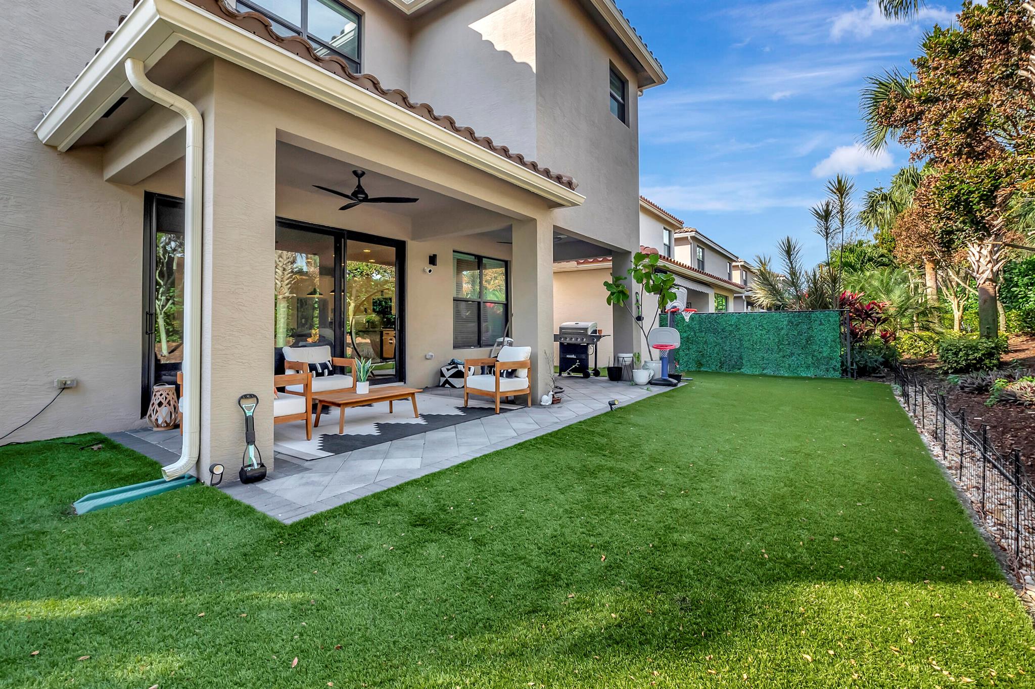 14718 Smokey Citrine Street