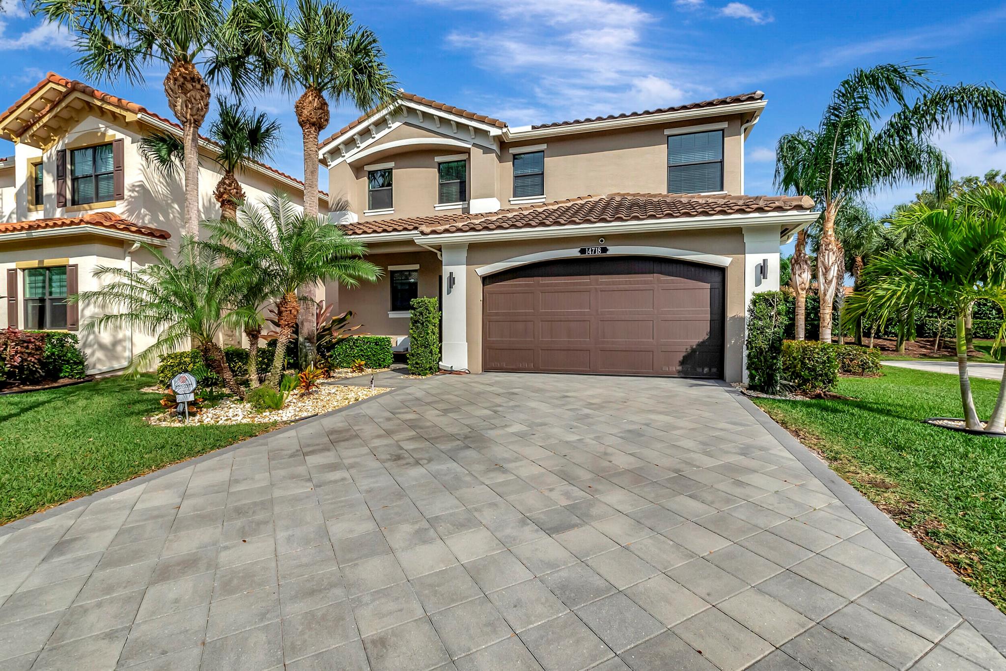 14718 Smokey Citrine Street