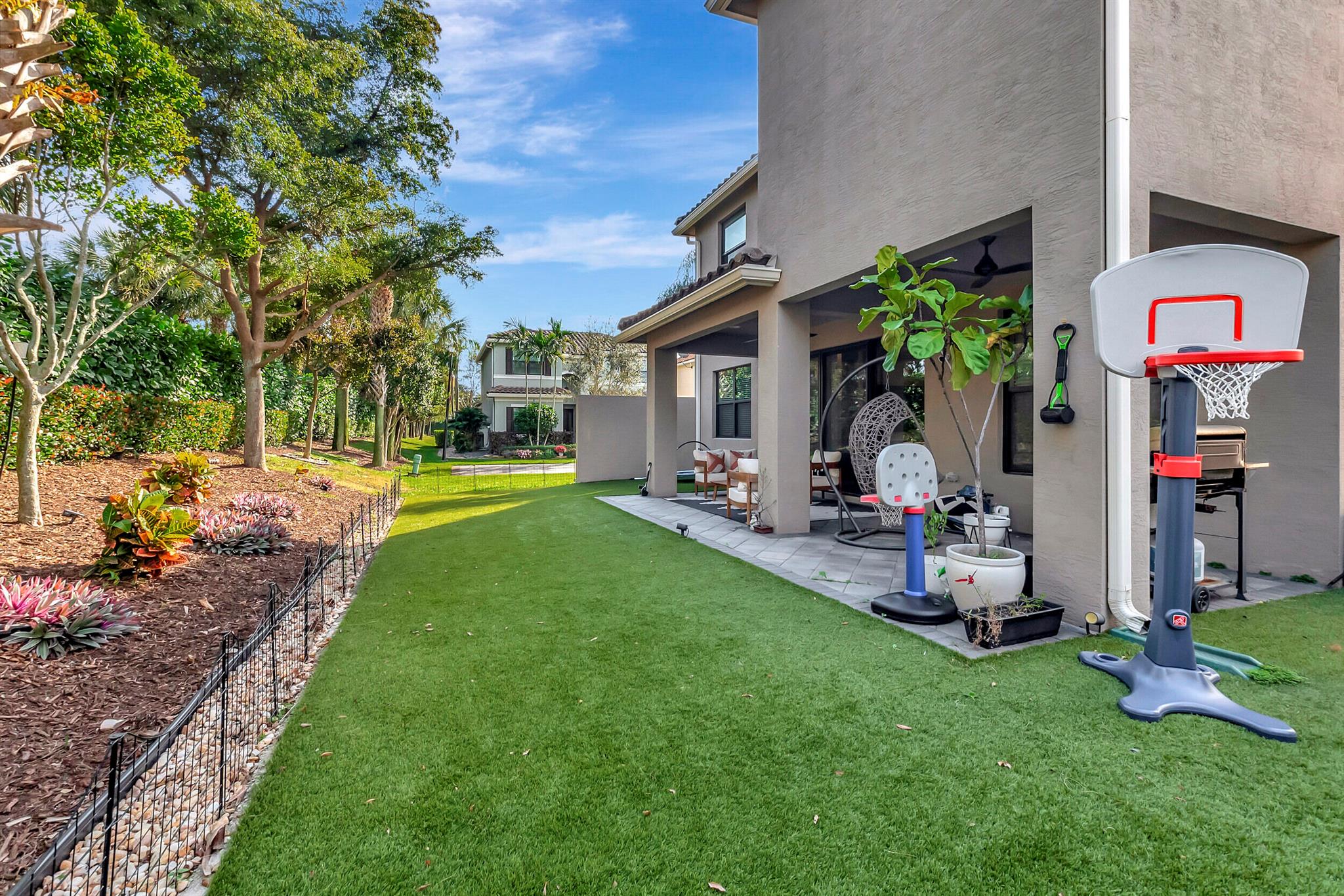 14718 Smokey Citrine Street