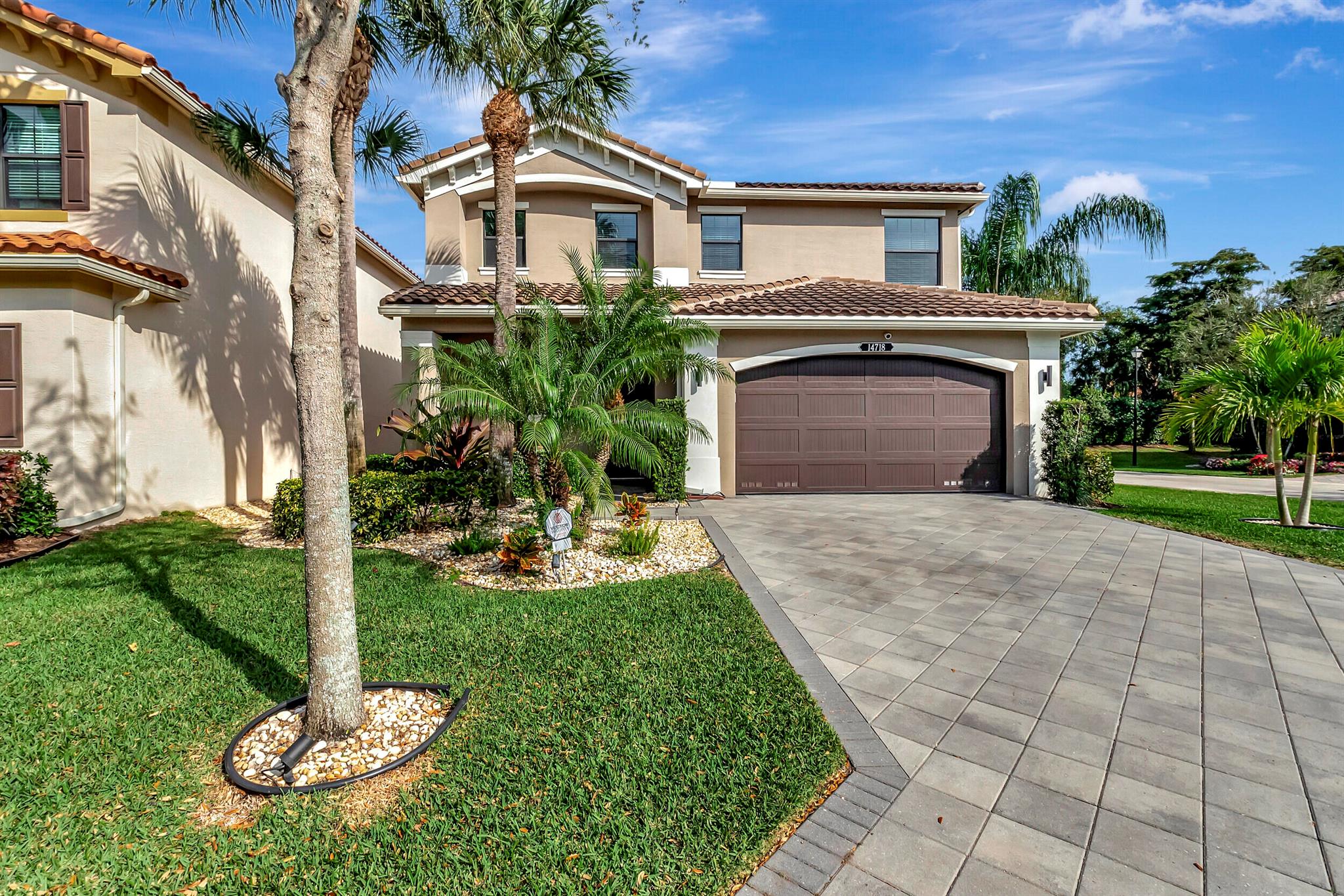 14718 Smokey Citrine Street