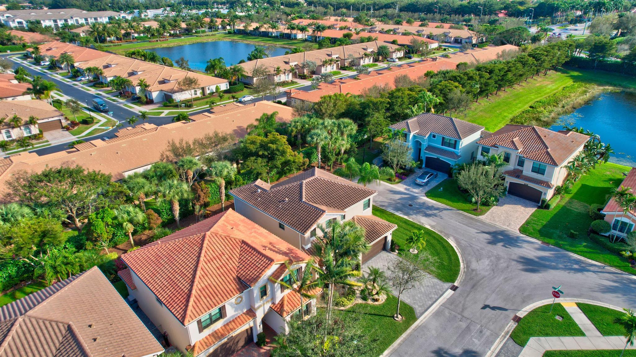 14718 Smokey Citrine Street