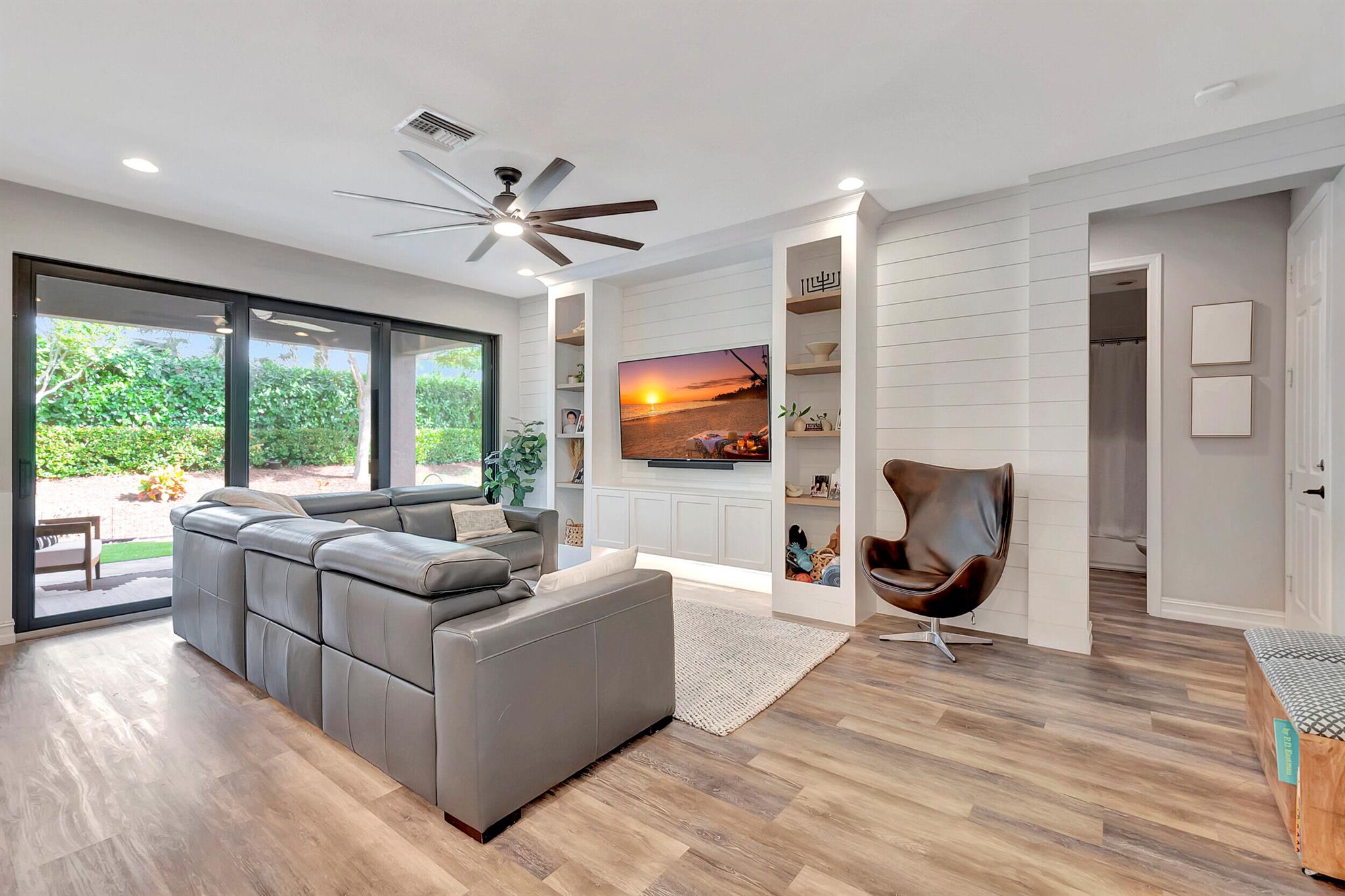 14718 Smokey Citrine Street