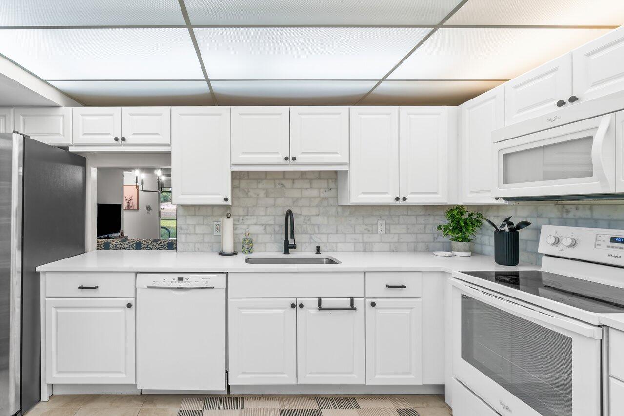 6000 NW 2nd Avenue 138