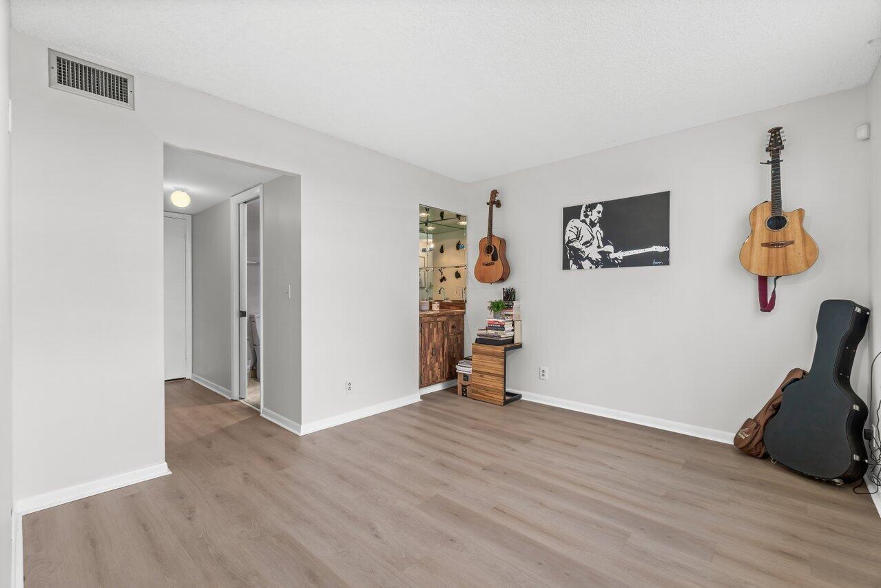 6000 NW 2nd Avenue 138