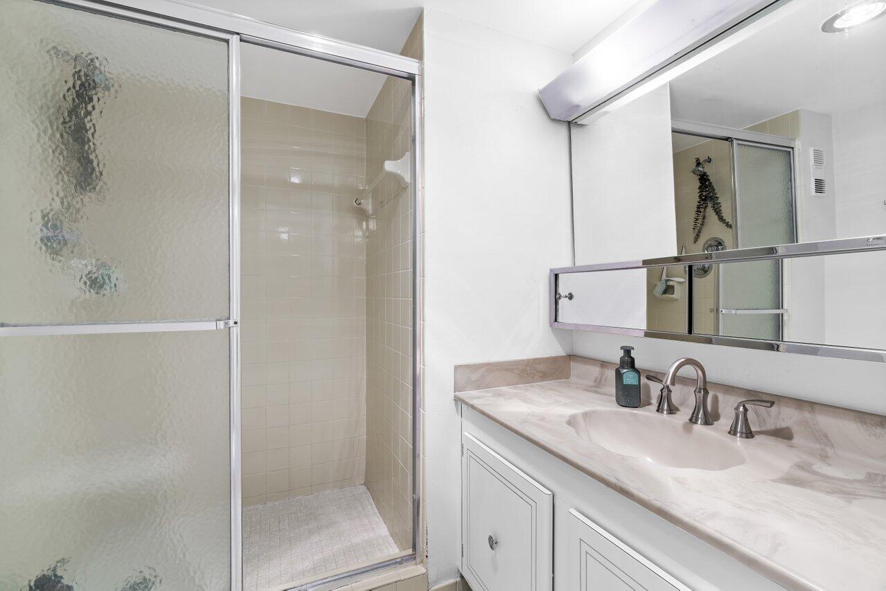 6000 NW 2nd Avenue 138