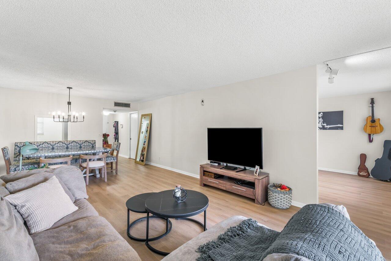 6000 NW 2nd Avenue 138