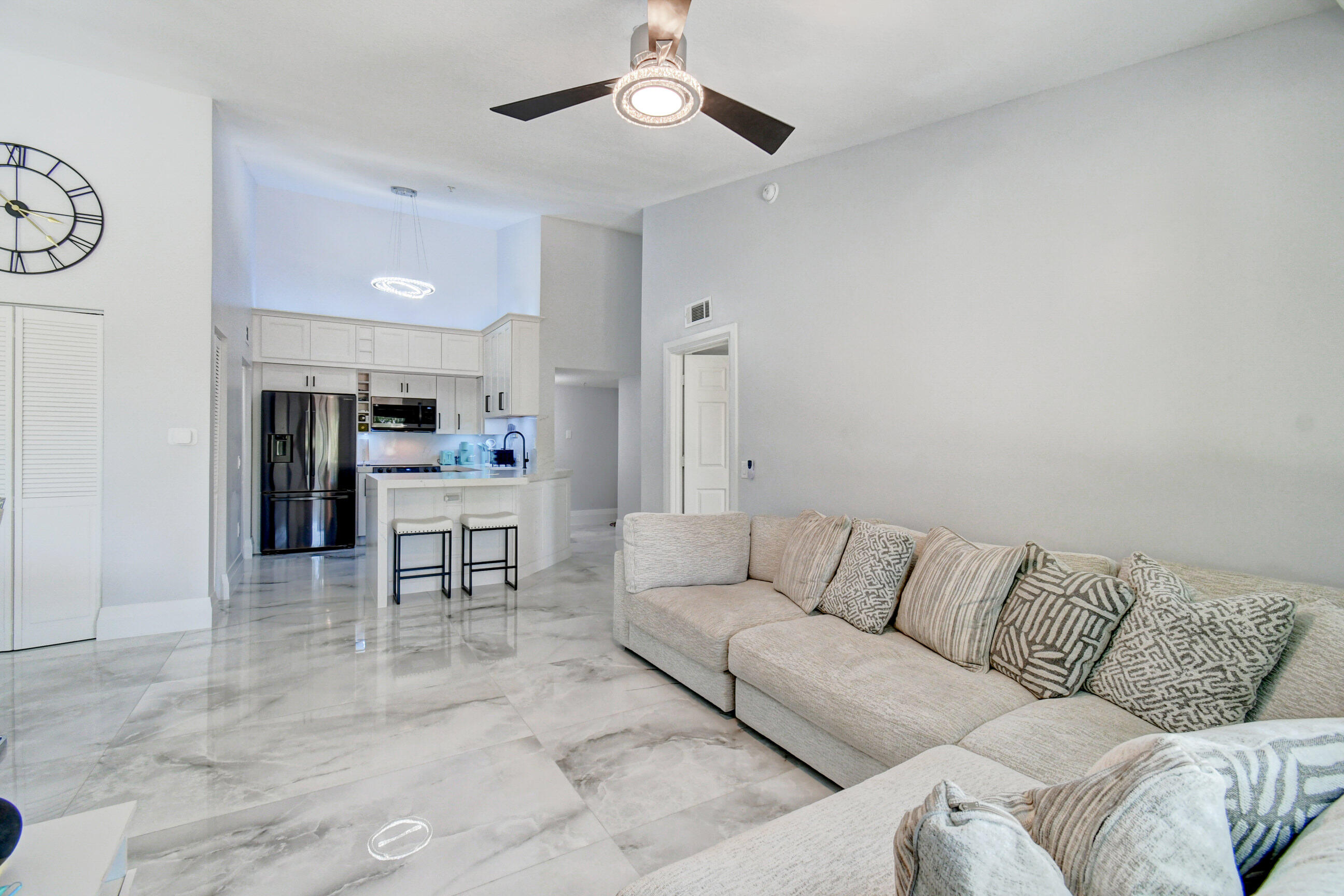 117 Villa Circle