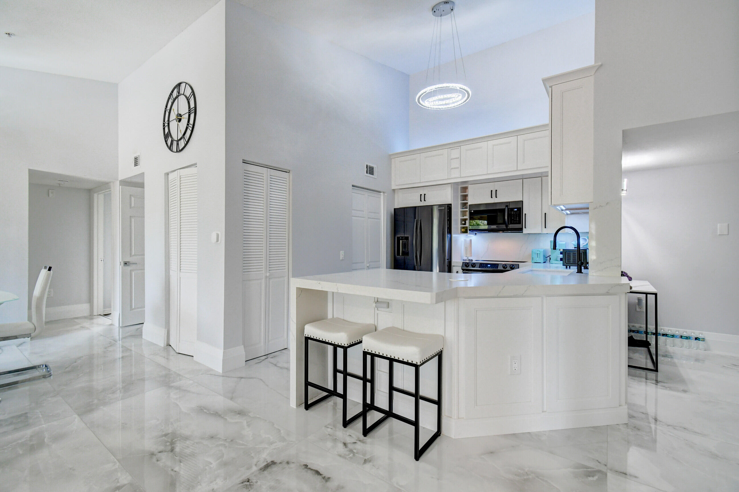 117 Villa Circle