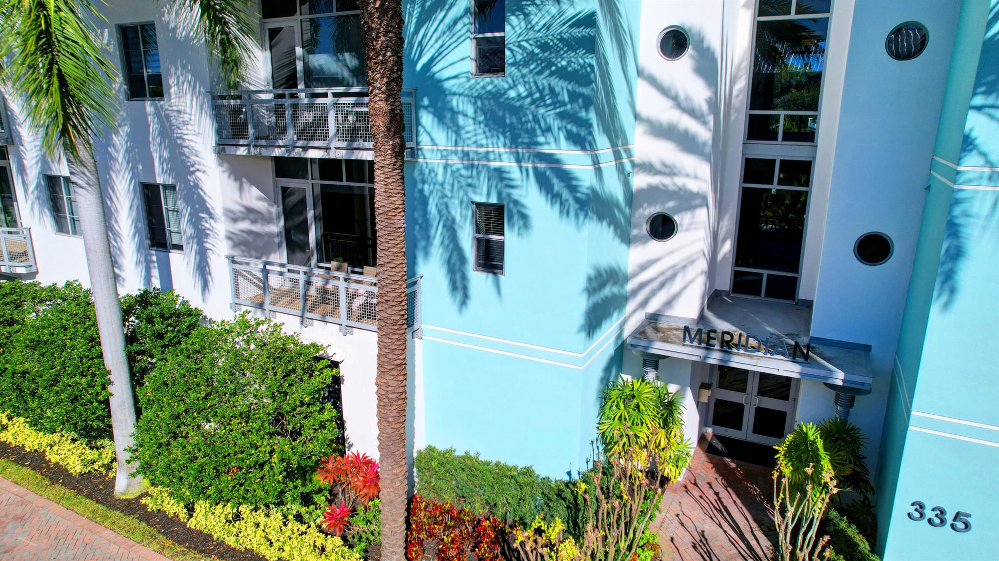 335 SE 6th Avenue 209