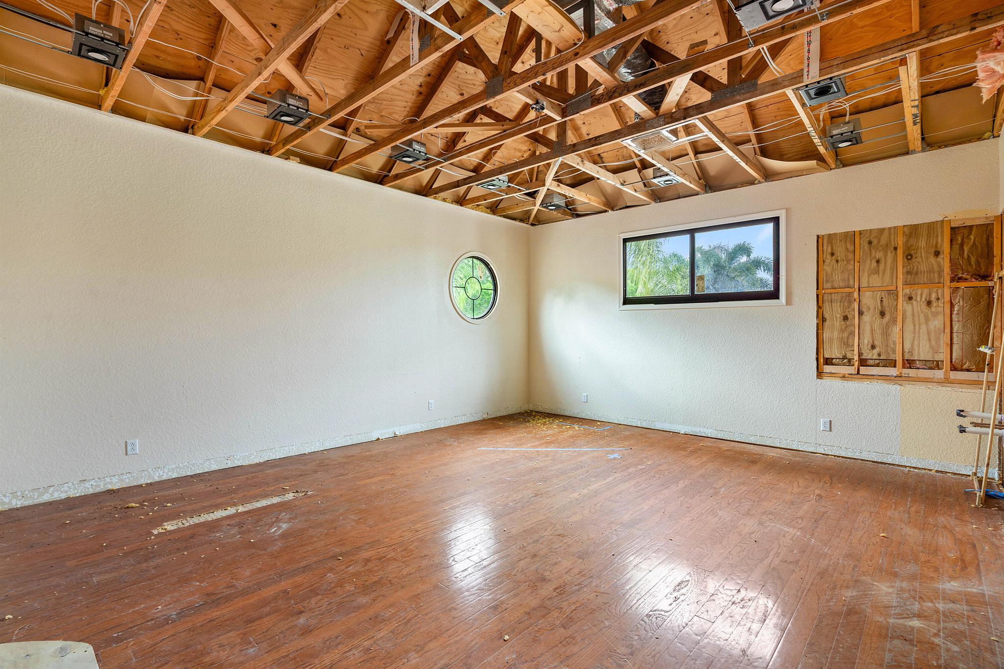 7379 Serrano Terrace