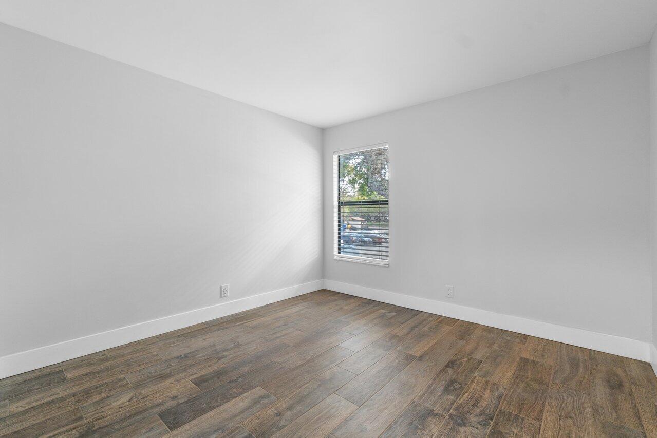 3149 Millwood Terrace M-219