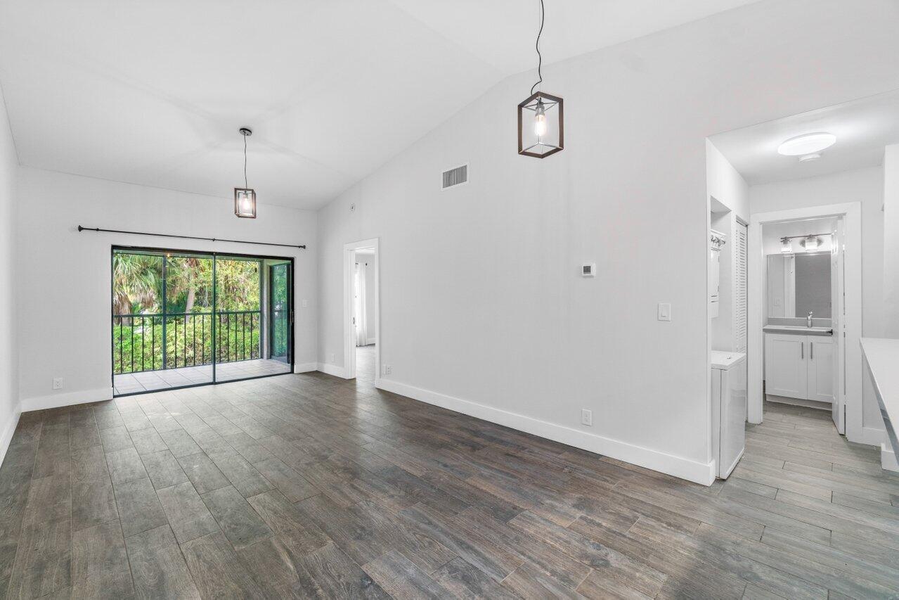 3149 Millwood Terrace M-219