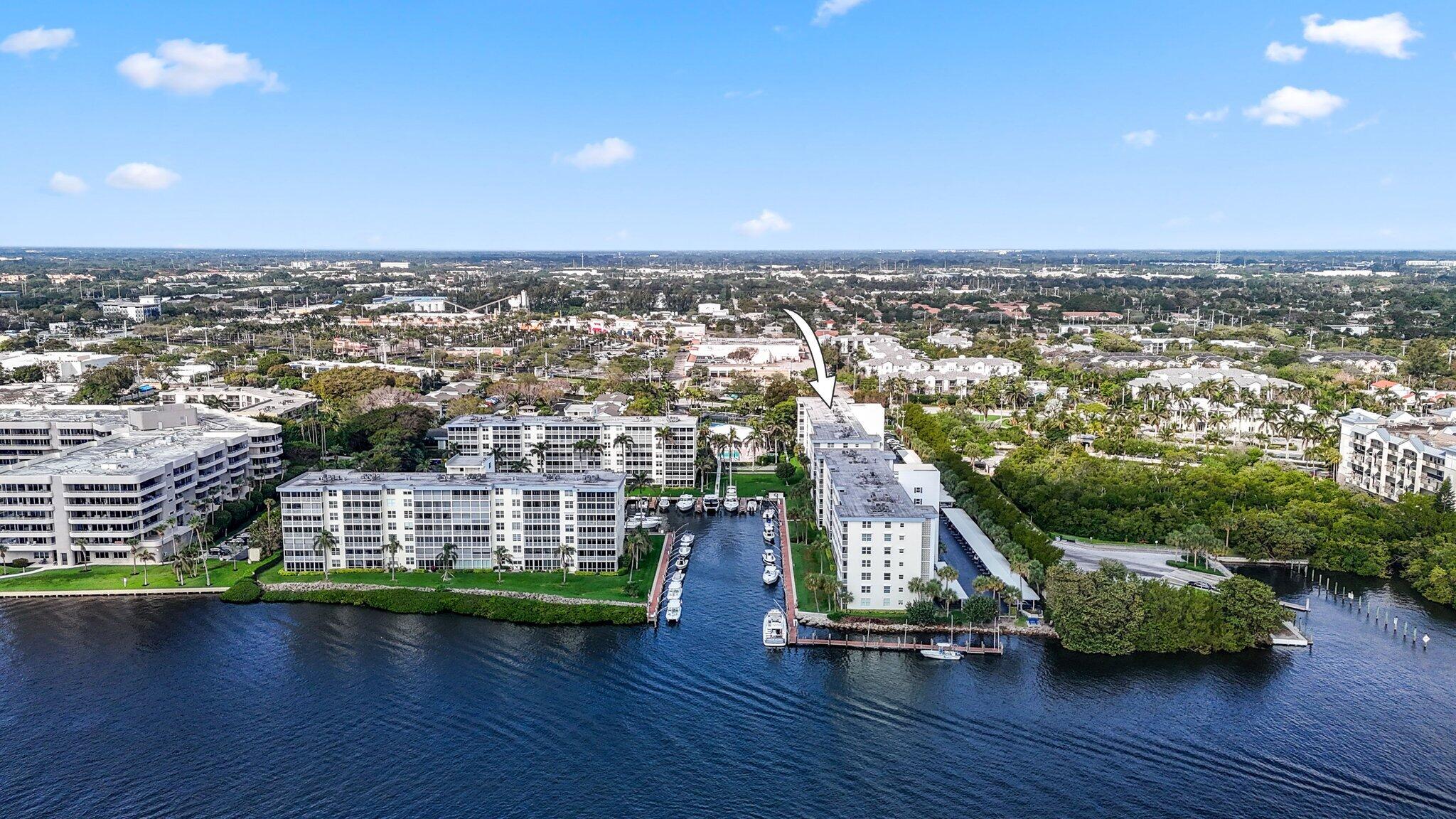 1 Harbourside Drive 4104