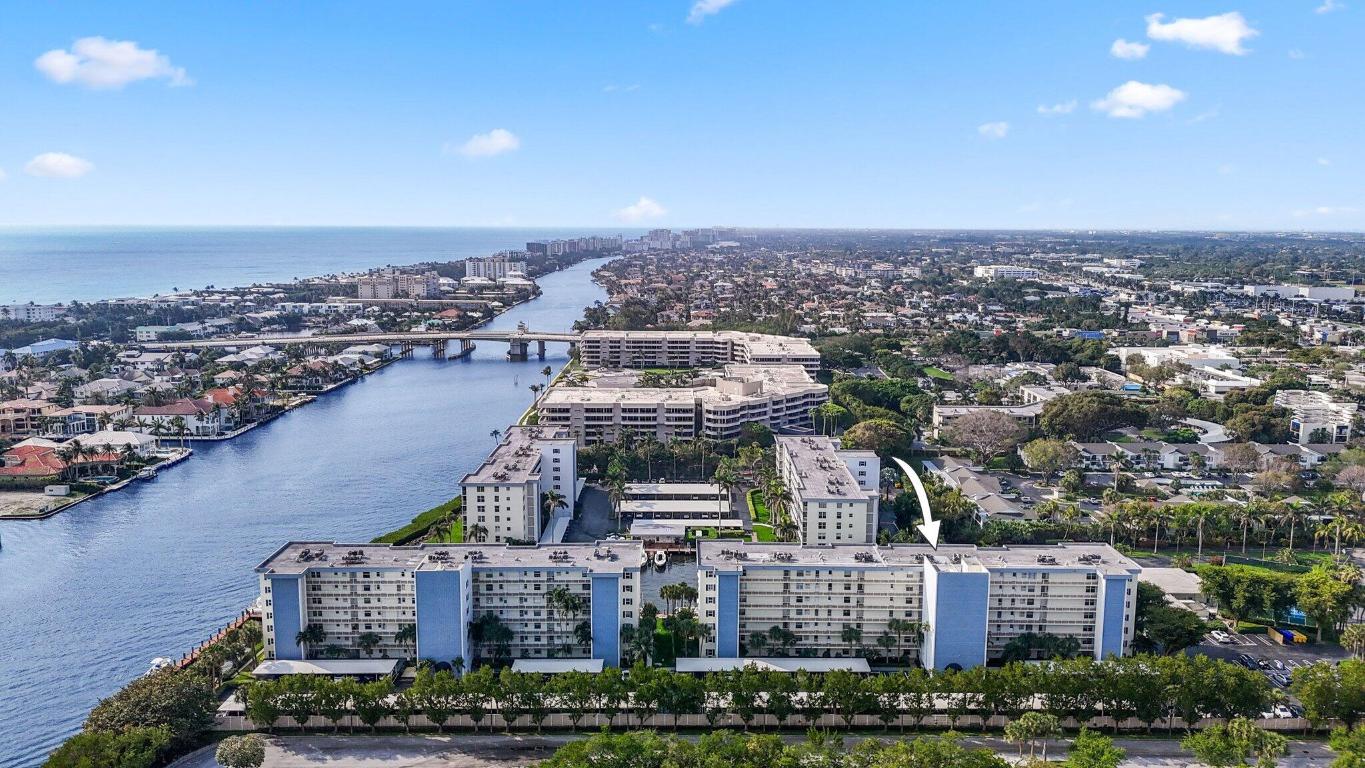 1 Harbourside Drive 4104