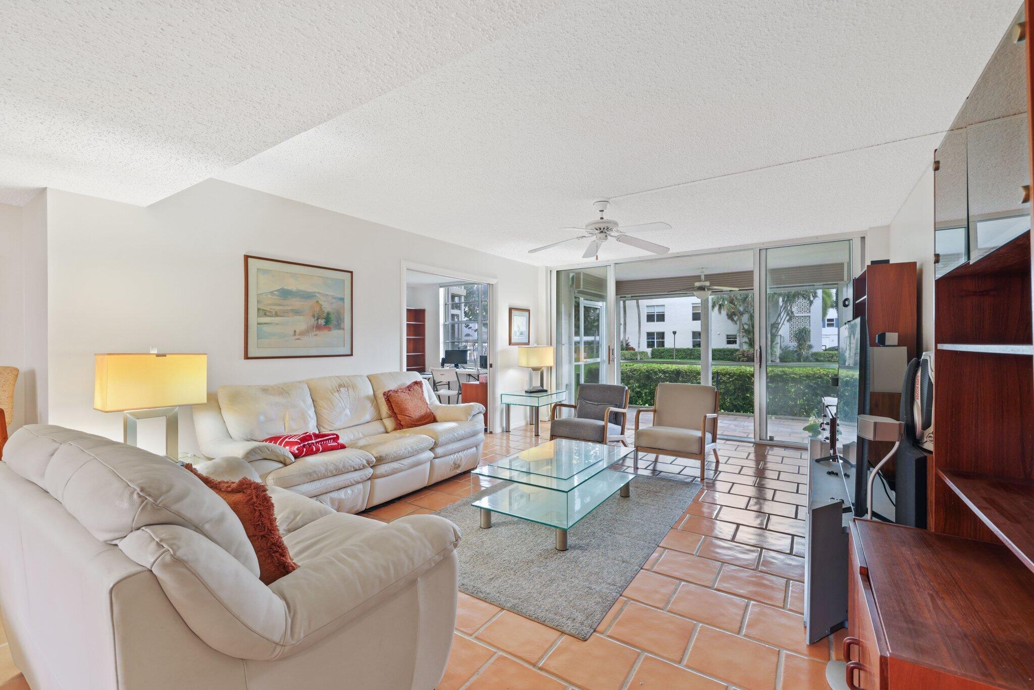 1 Harbourside Drive 4104