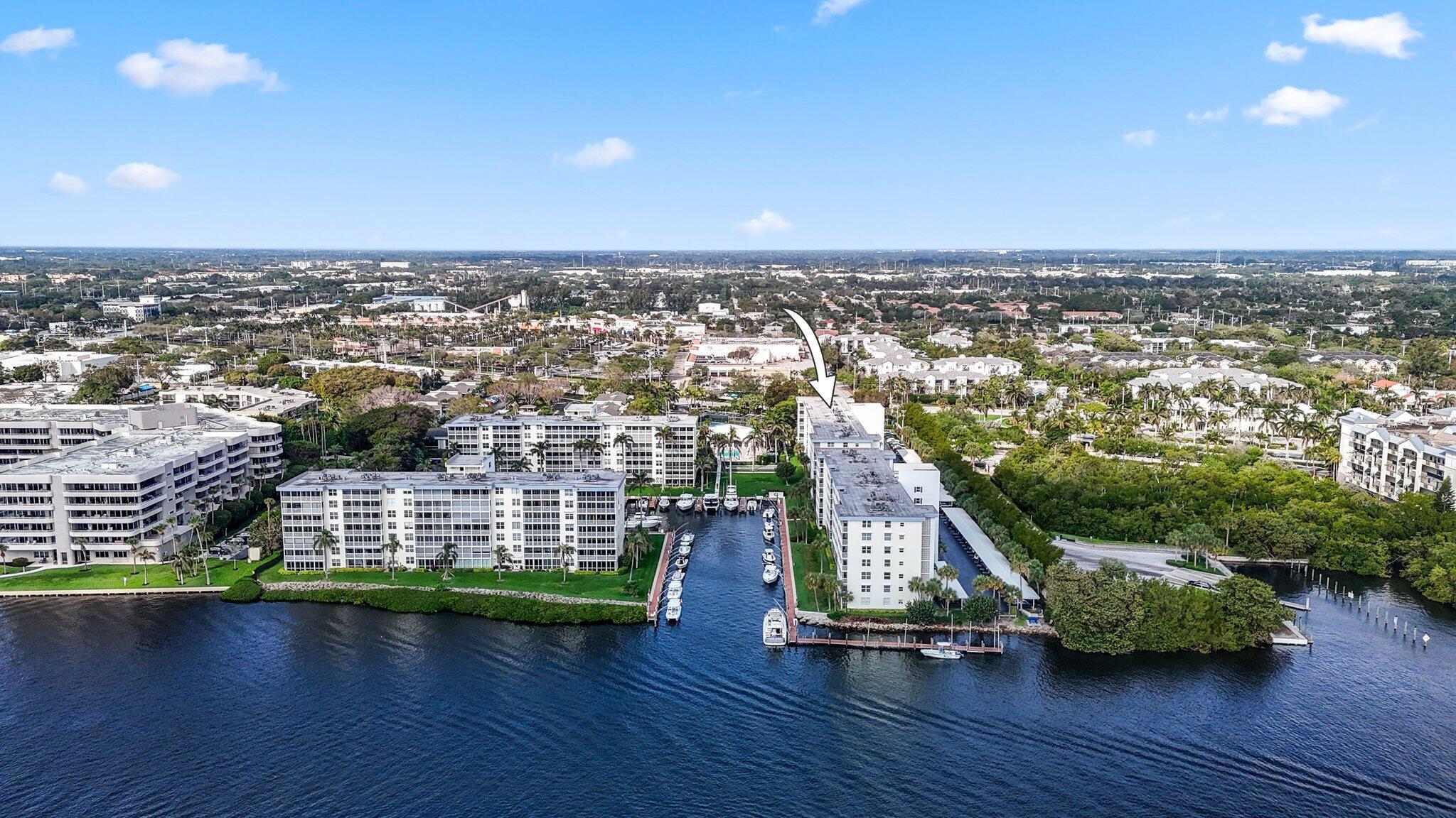 1 Harbourside Drive 4104