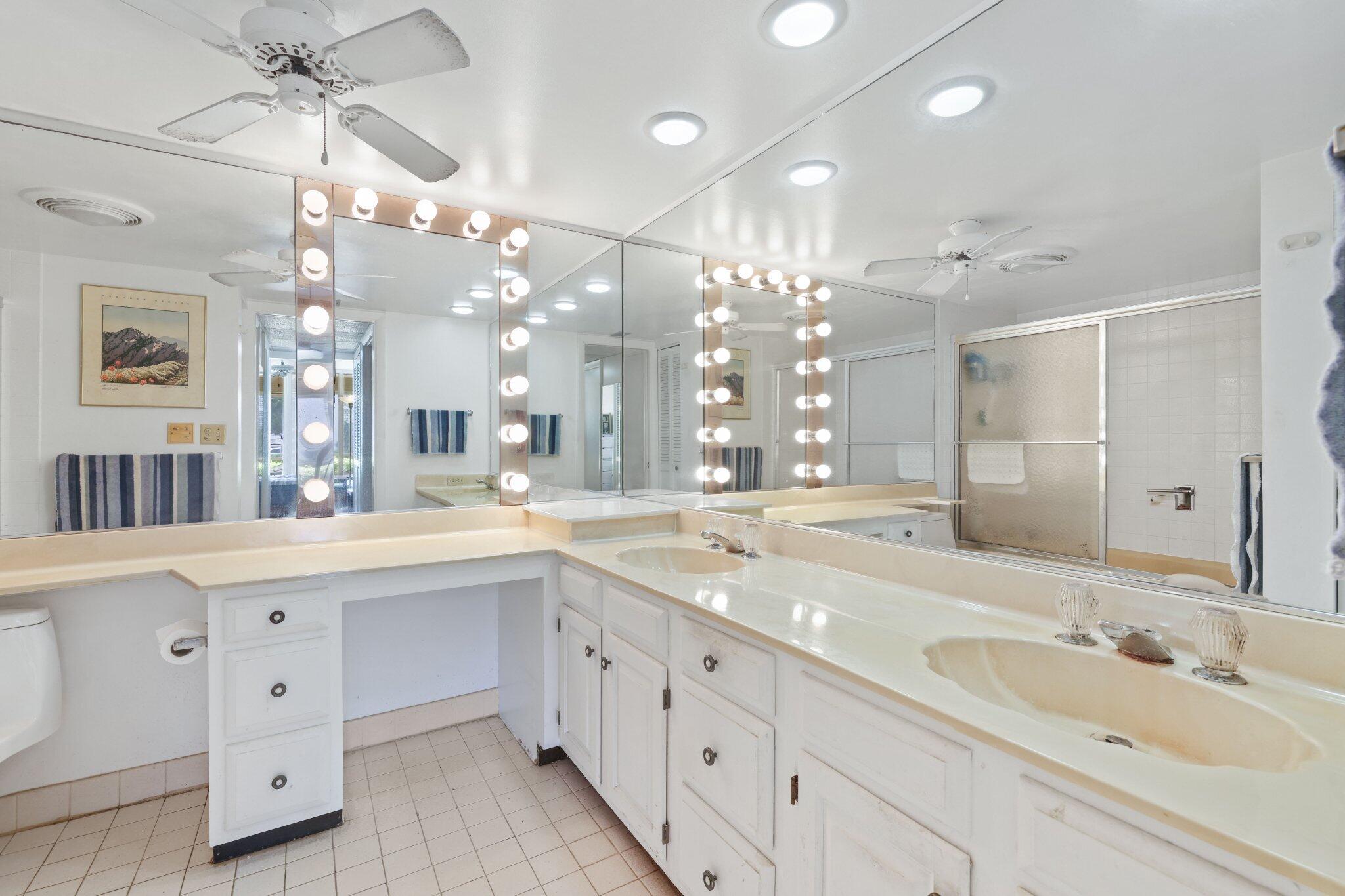 1 Harbourside Drive 4104