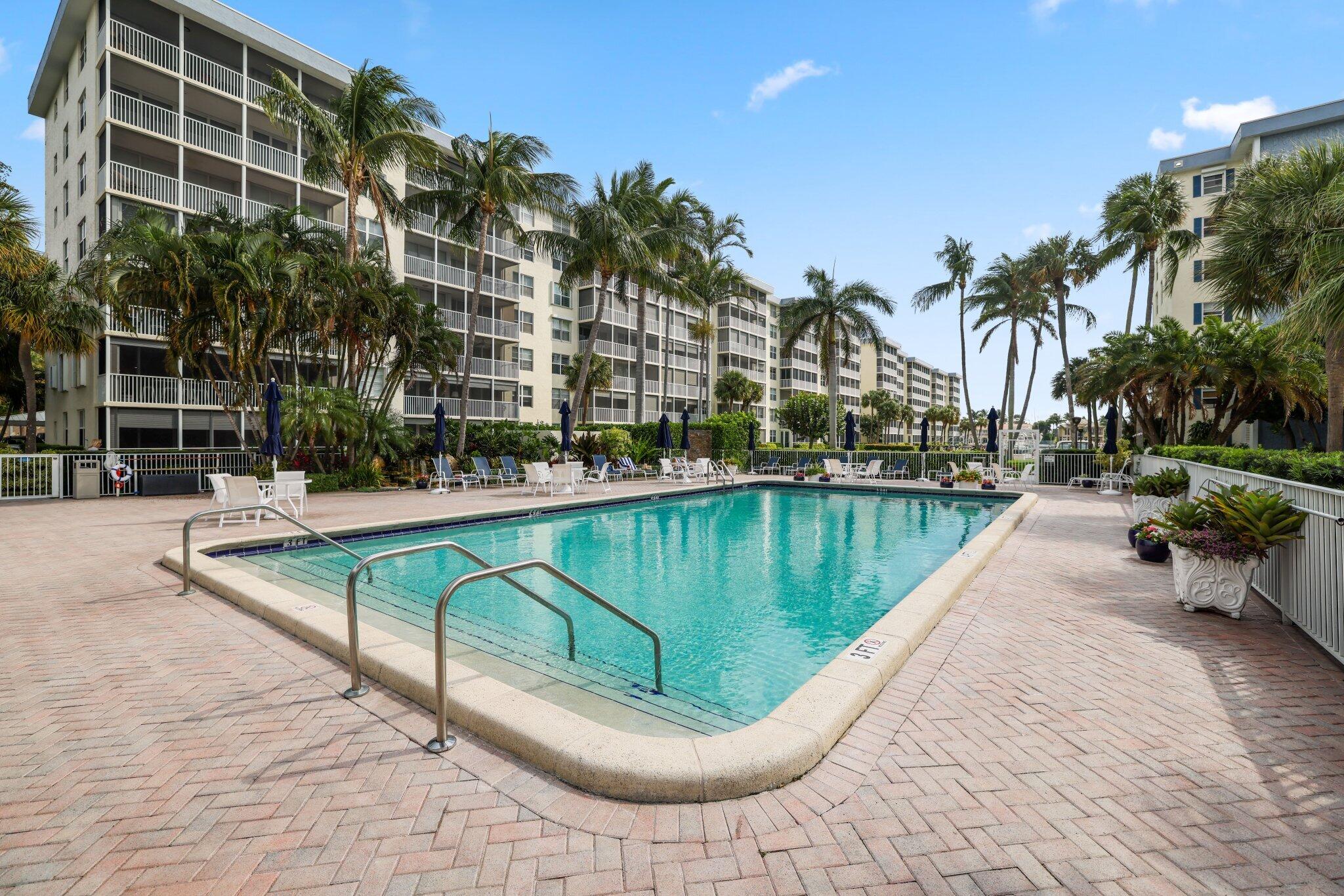 1 Harbourside Drive 4104