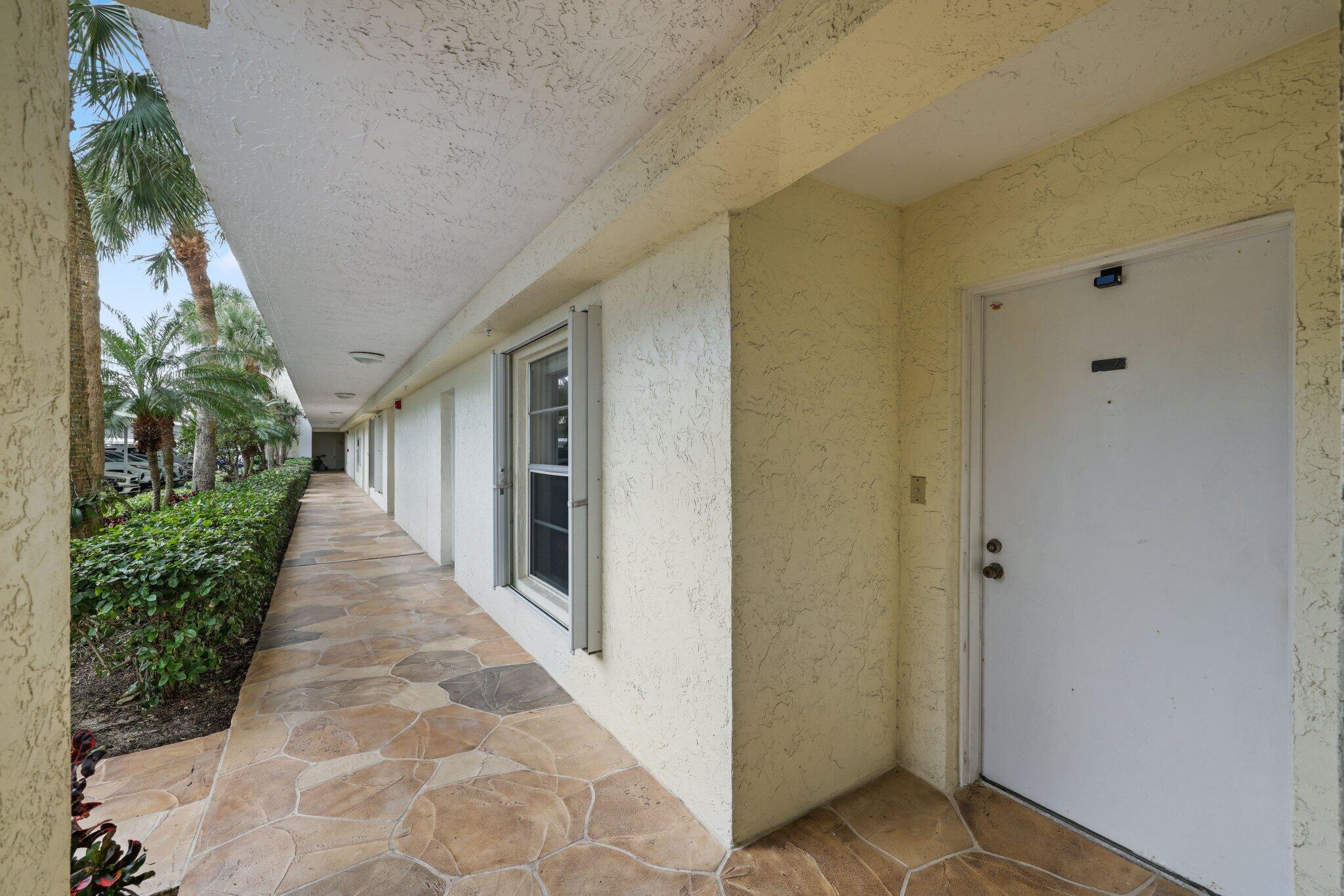 1 Harbourside Drive 4104