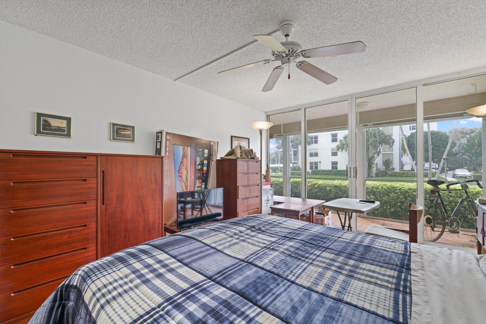 1 Harbourside Drive 4104