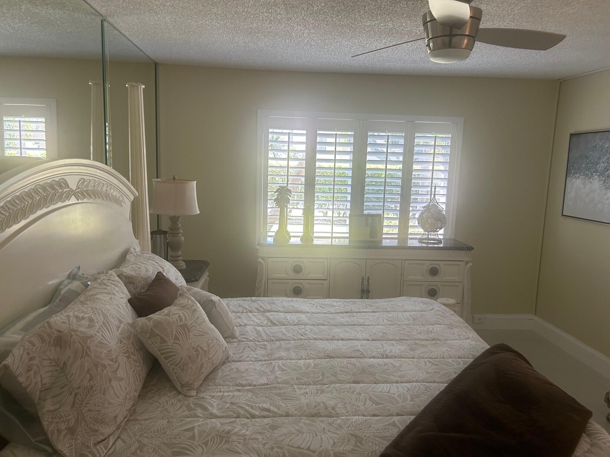 207 Tropic Isle Drive 1140