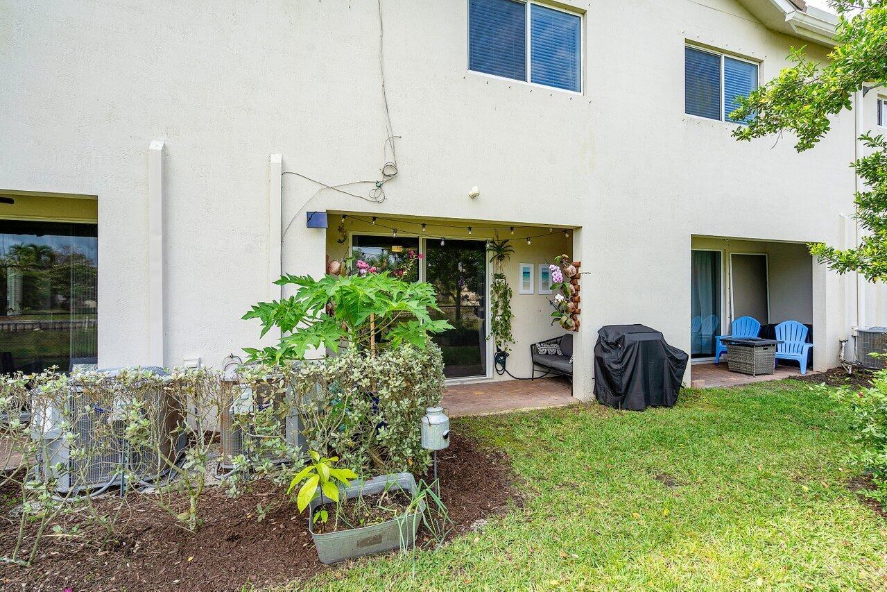 1115 Vermilion Drive