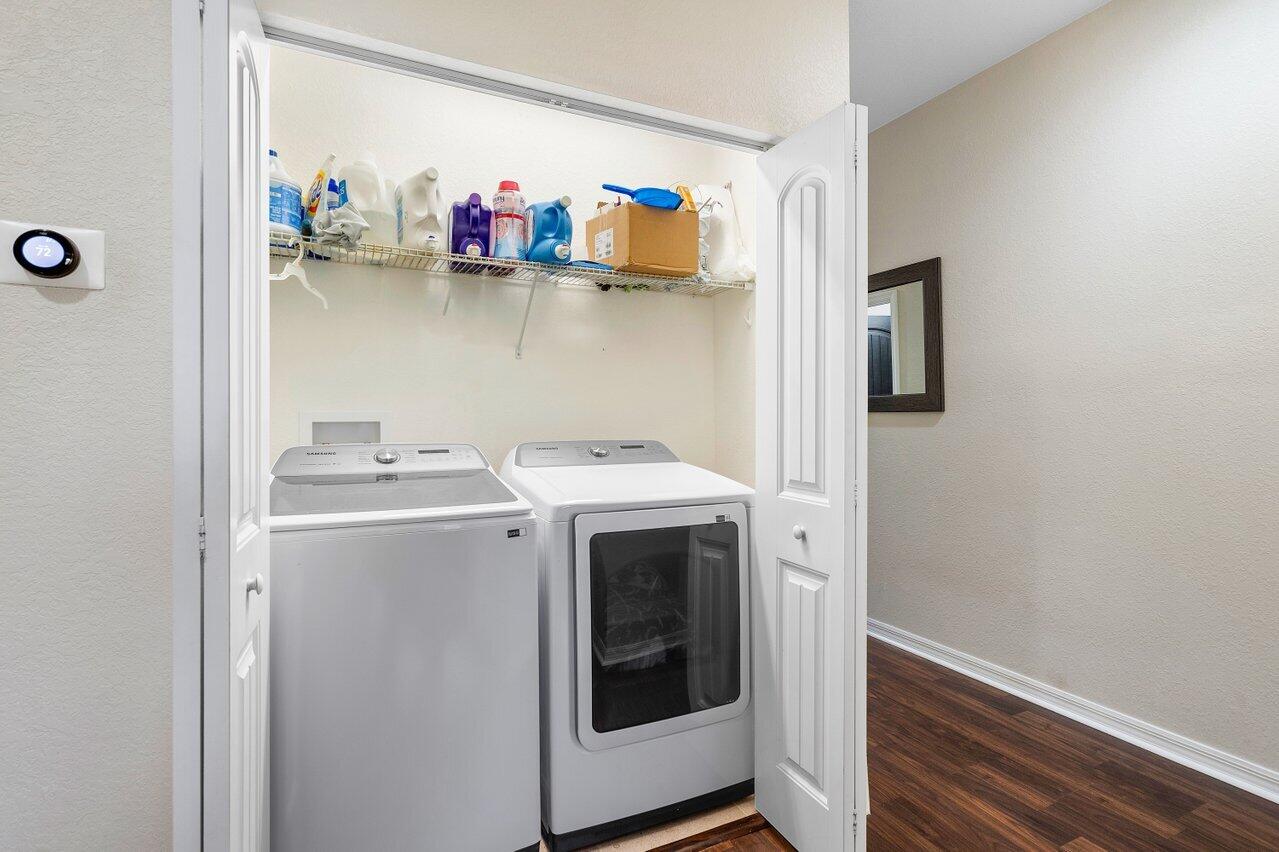 1115 Vermilion Drive