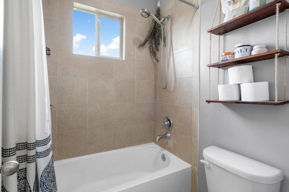 1115 Vermilion Drive