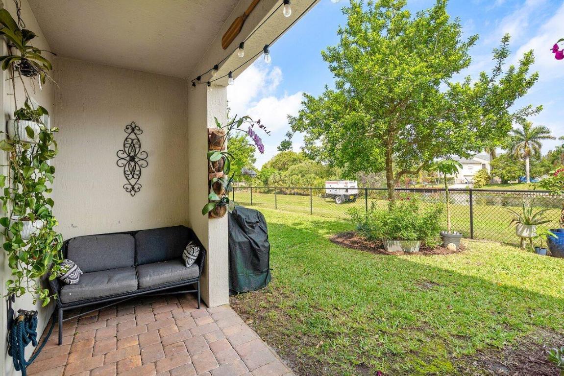 1115 Vermilion Drive