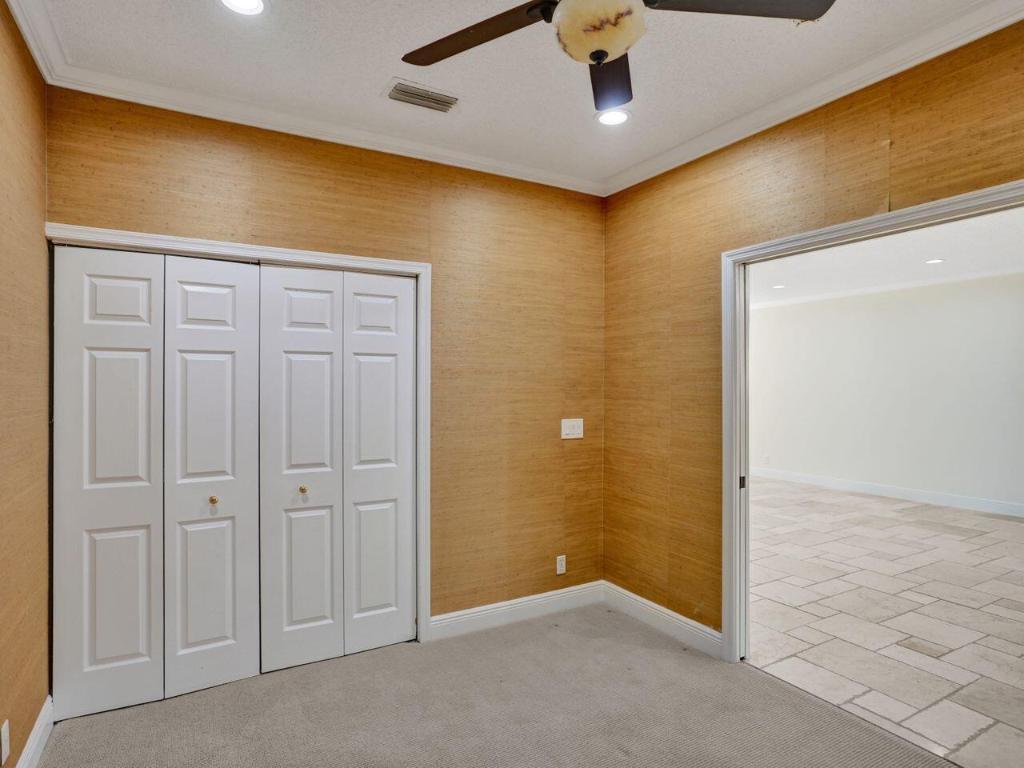 6752 Montego Bay Boulevard E