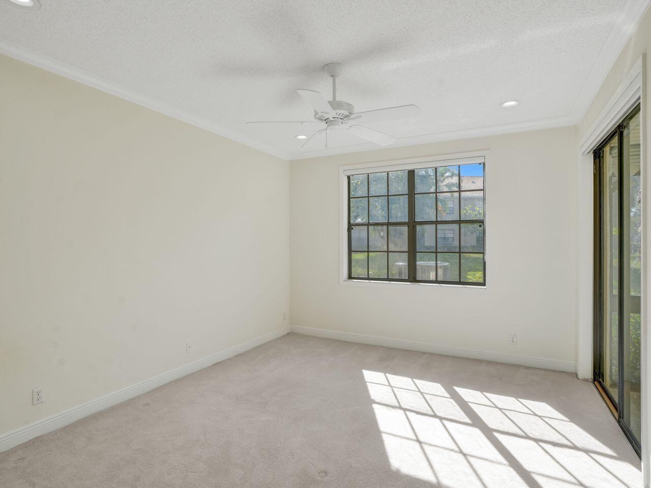 6752 Montego Bay Boulevard E