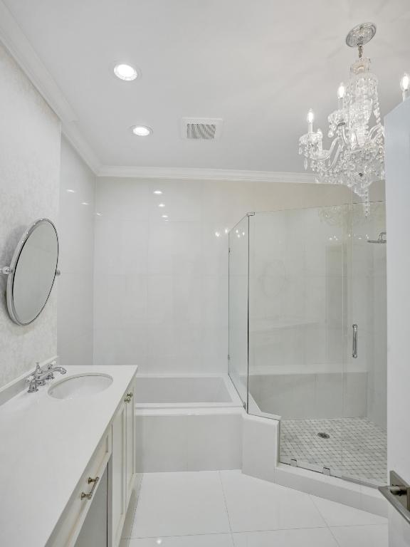 6752 Montego Bay Boulevard E