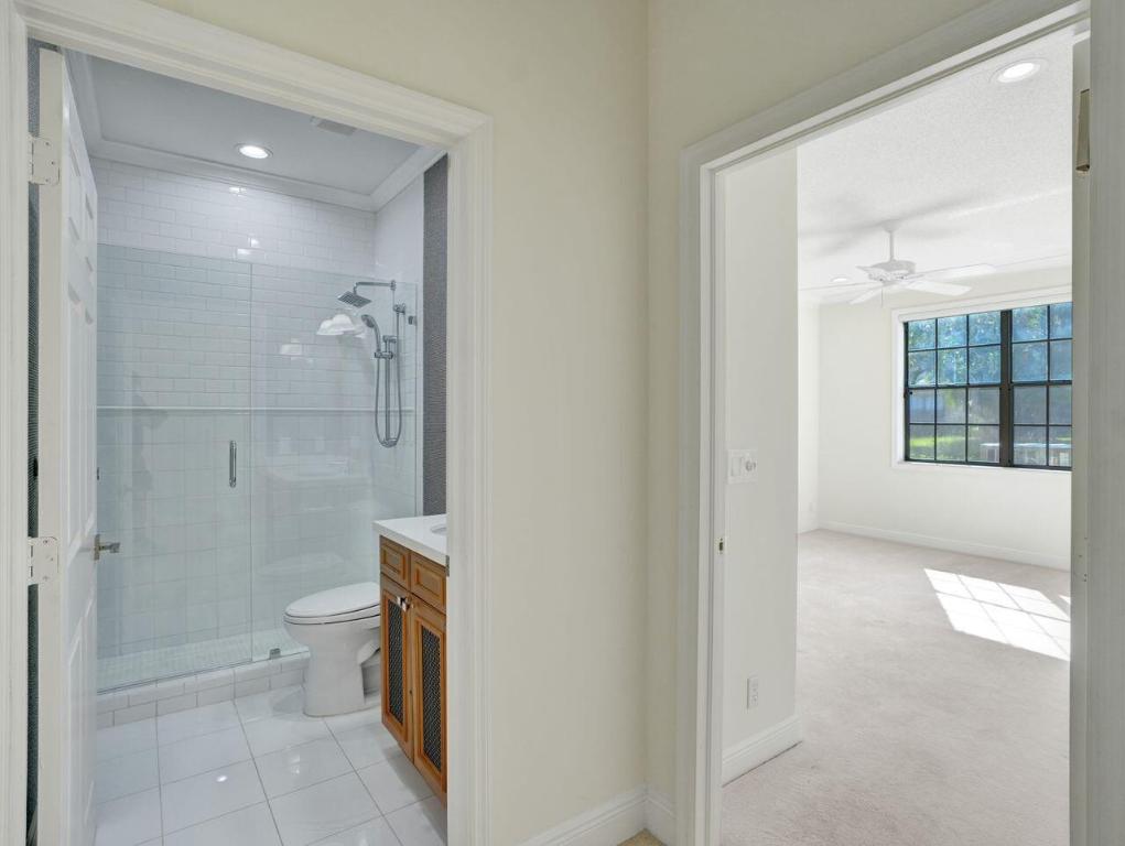 6752 Montego Bay Boulevard E