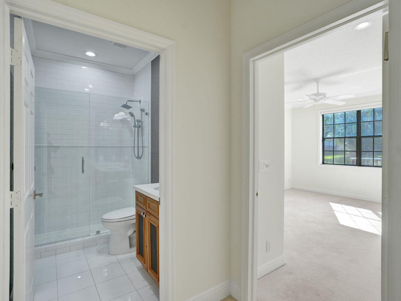 6752 Montego Bay Boulevard E