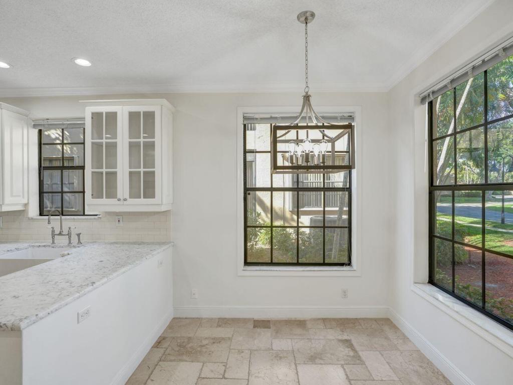 6752 Montego Bay Boulevard E