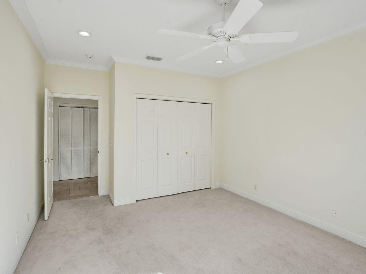 6752 Montego Bay Boulevard E